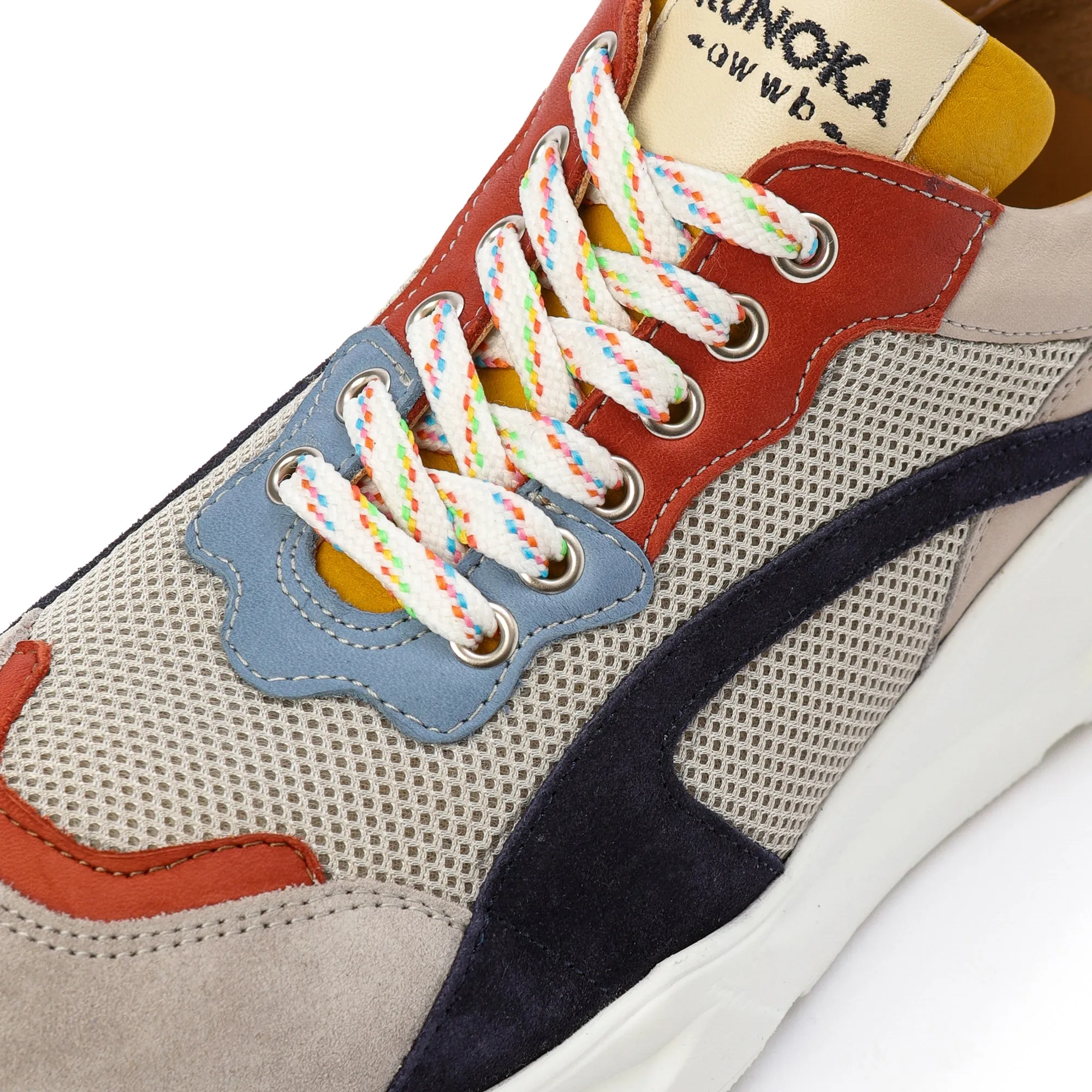 IZZI platform sneaker - space