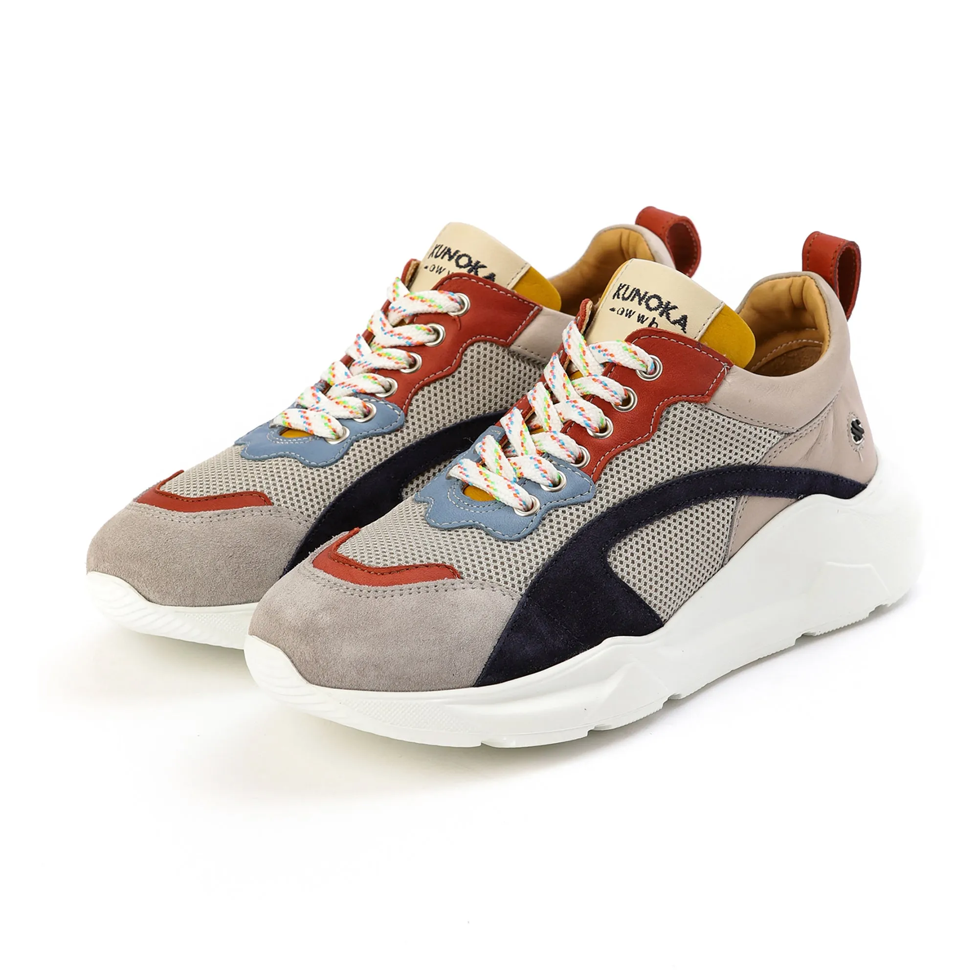 IZZI platform sneaker - space