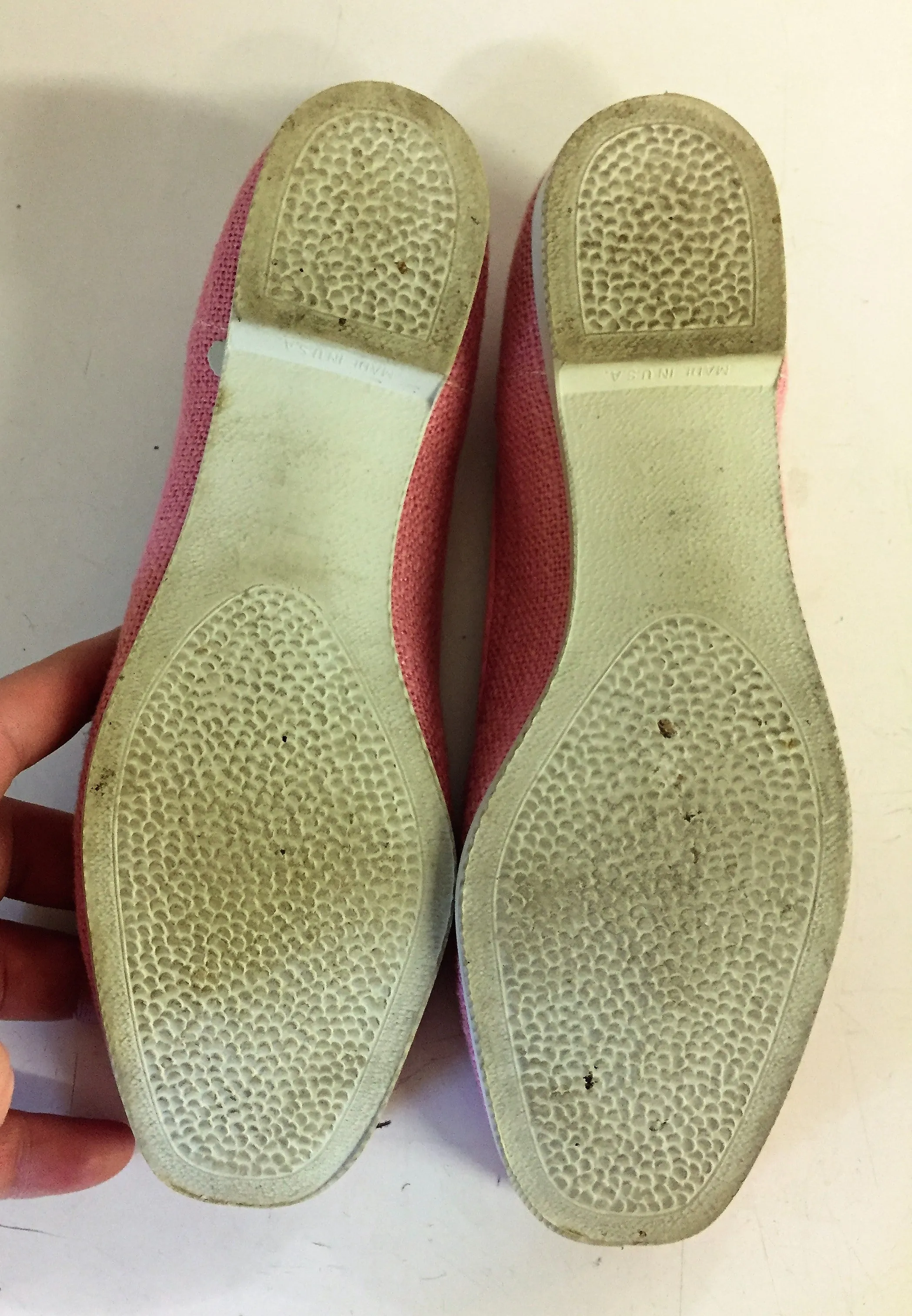 Vintage Fair - Sets Pink Canvas Slip On Shoes W/ Gold Studs Sz 7m Retro Fashion